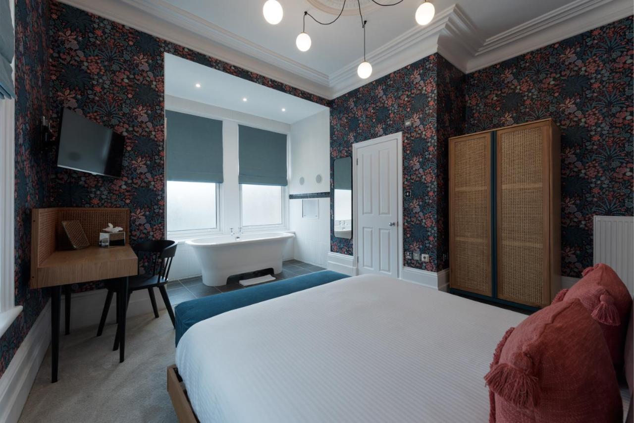 The Clarence Boutique Rooms Portsmouth Bagian luar foto