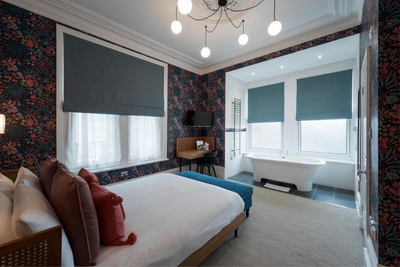 The Clarence Boutique Rooms Portsmouth Bagian luar foto